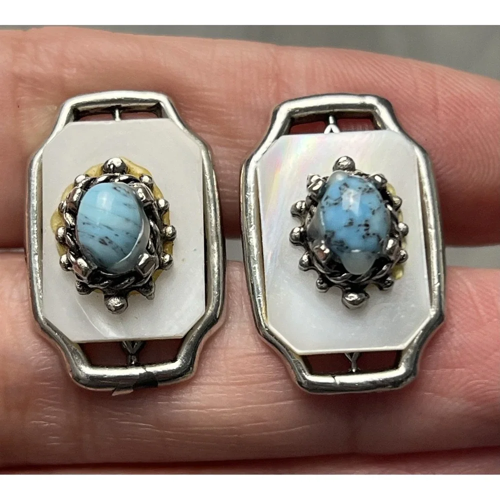 Vintage White‎ & Turquoise Color Cabochon Silver Tone Cufflinks Fashion Jewelry